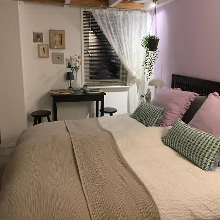 Vintage Bed and Breakfast Vught